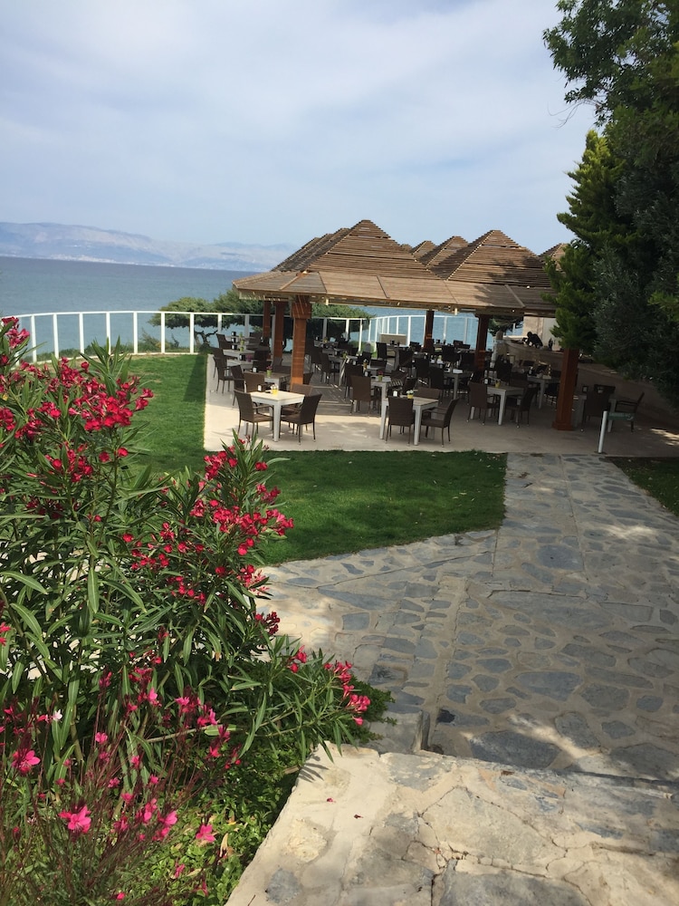 Babaylon Hotel 30/36