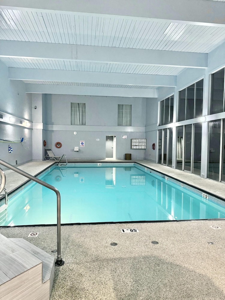 Divya Sutra Plaza & Conference Centre Vernon, BC 74/74