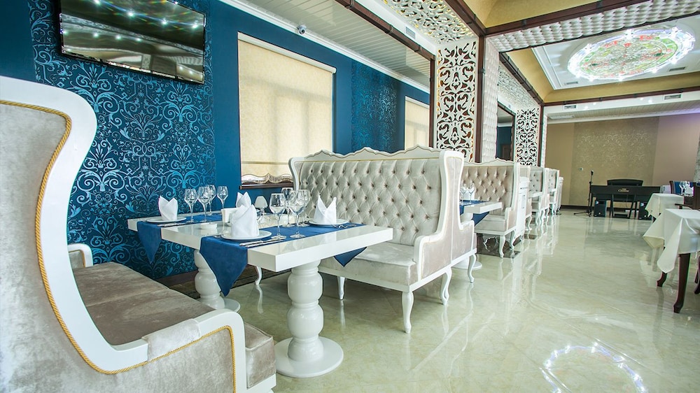 Emerald Hotel Baku 45/58