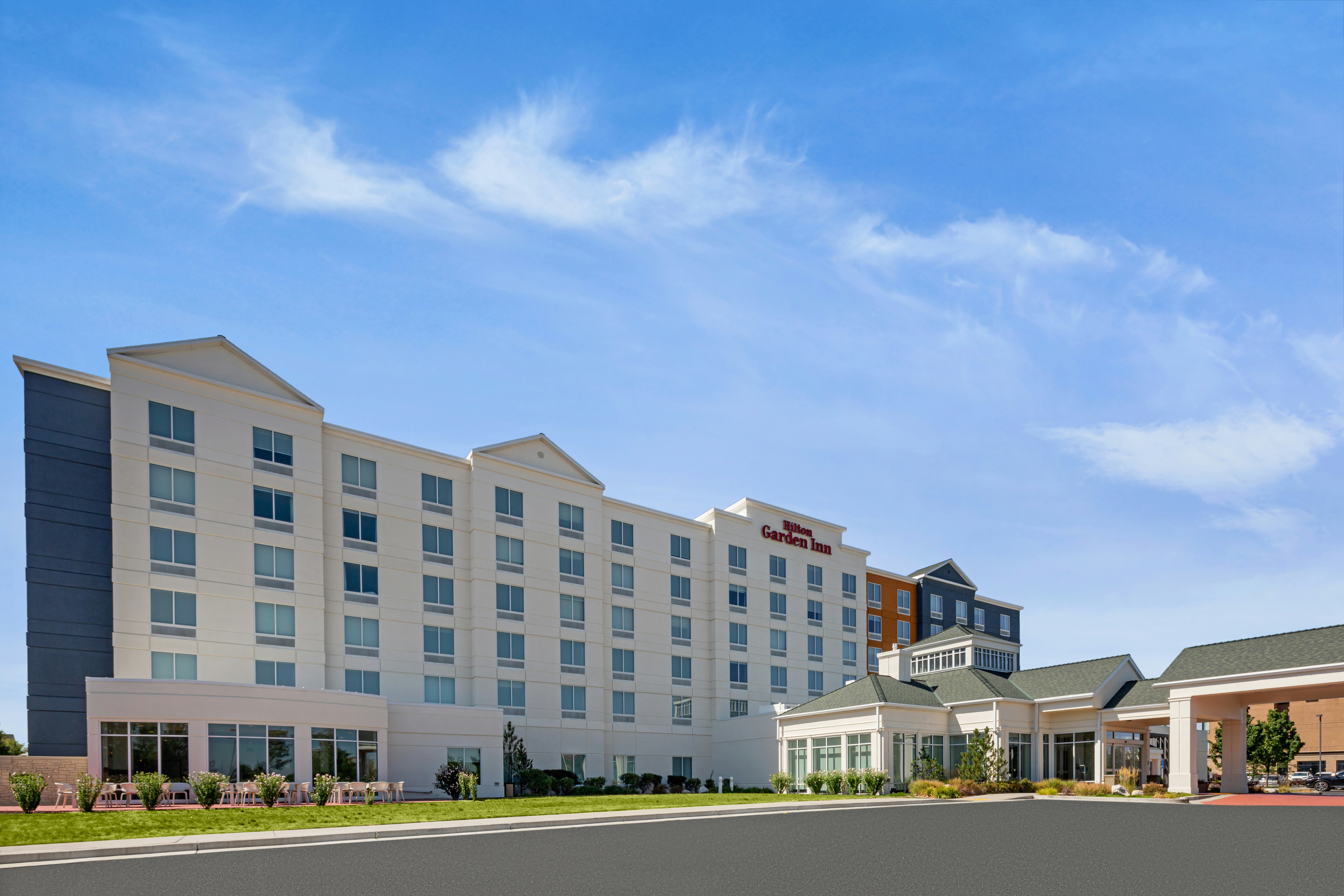 HILTON GARDEN INN SALT LAKE CITY AIRPORT 6/77