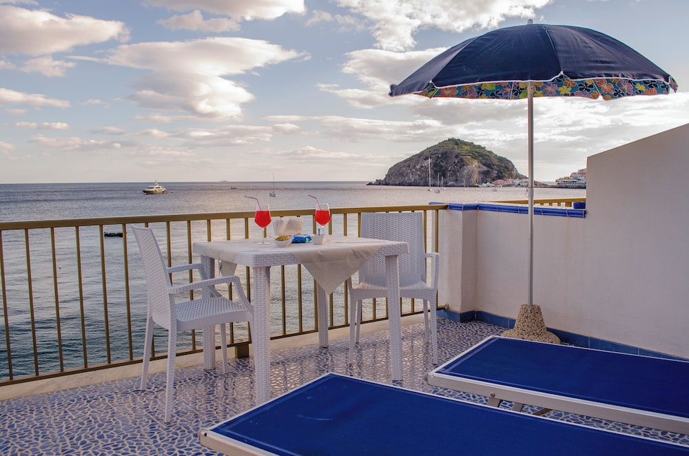 Hotel Regina Del Mare 44/51