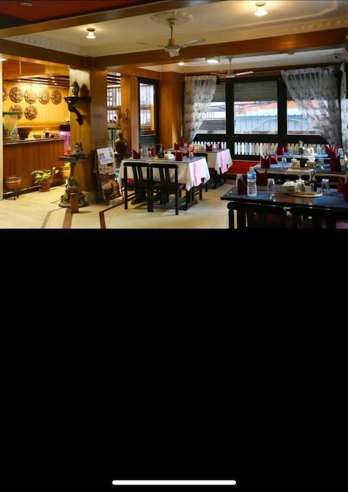 Hotel Swastik 25/27
