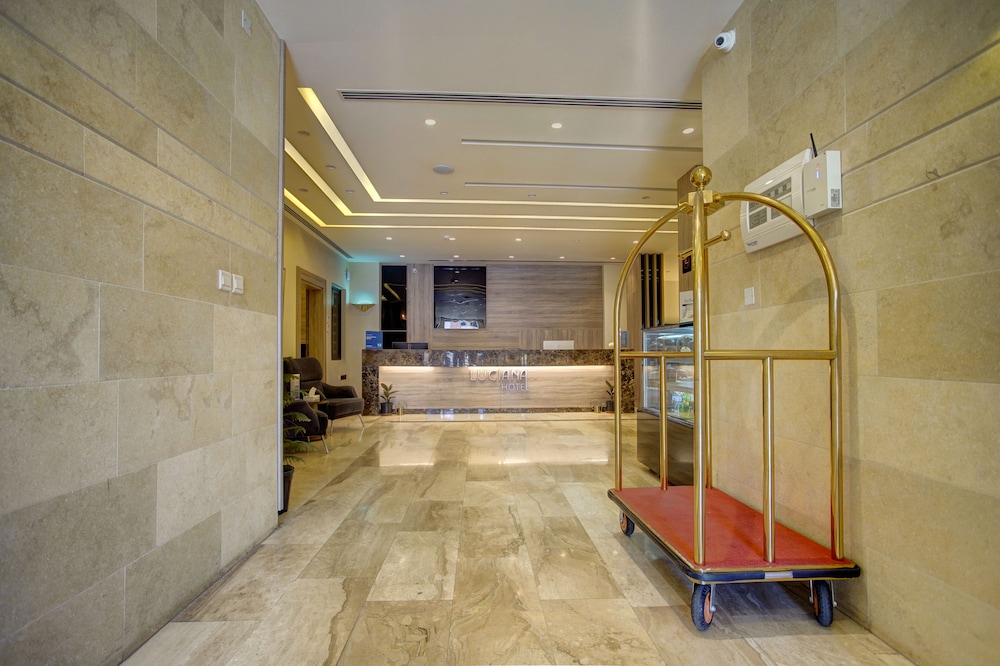 Luciana Hotel By FHM 7/58