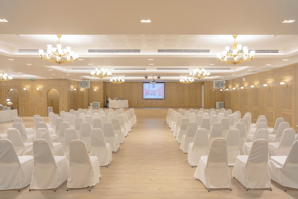 The Sea-Cret Hua Hin Hotel 61/73