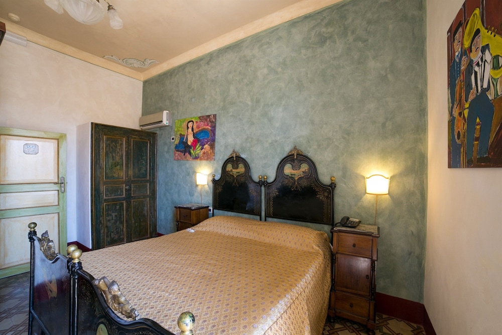 Charme Hotel Henrys House 30/74