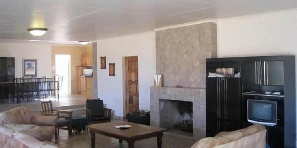 Hoyo Hoyo Machadostud Lodge 11/27