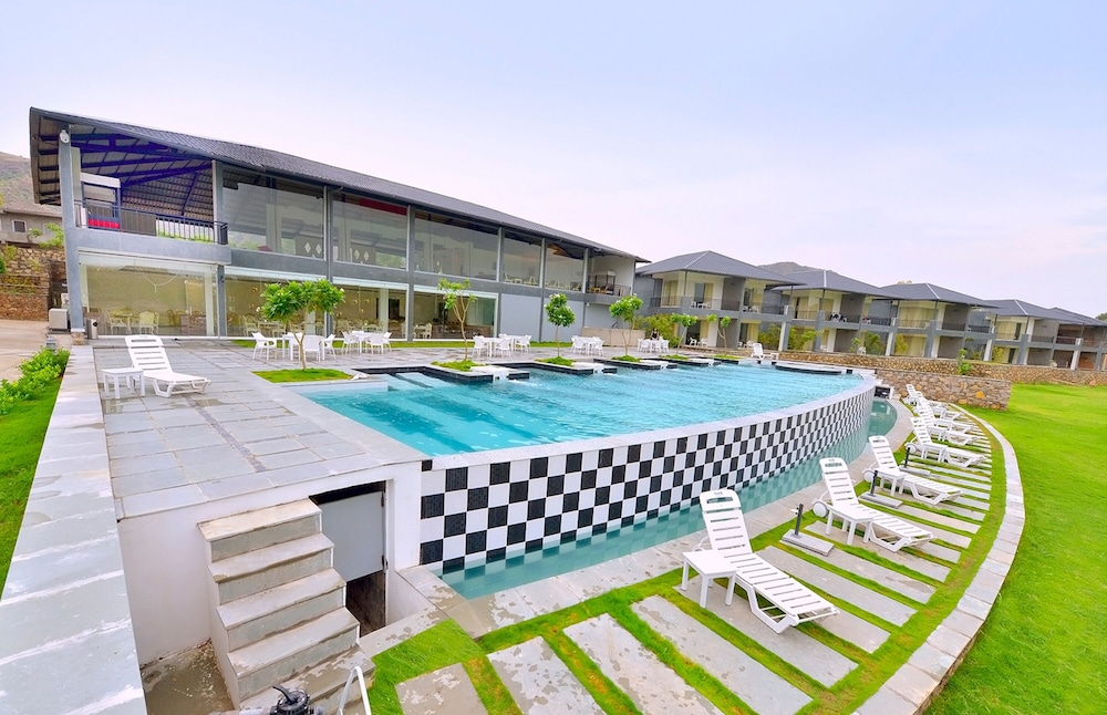 Tatsaraasa Resort and Spa Udaipur 3/40