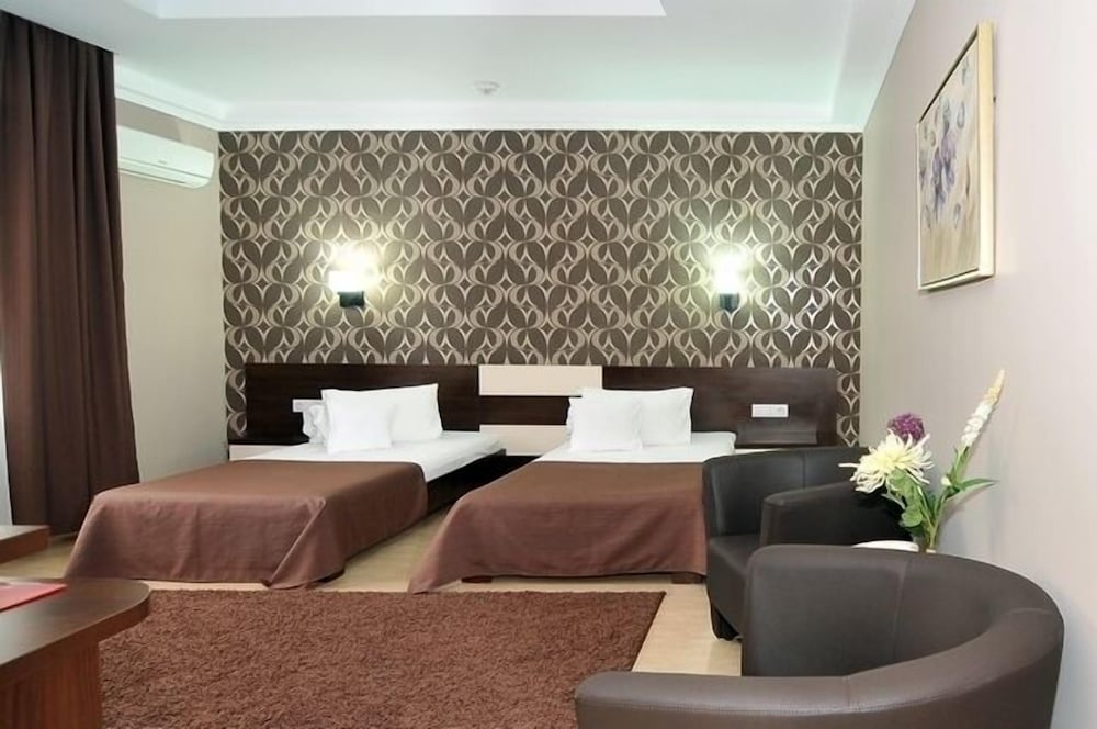 Hotel Confort 24/54