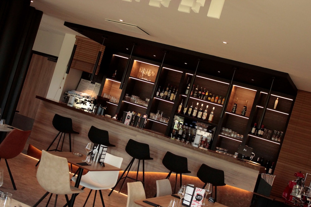 MERCURE Chartres Est 50/65