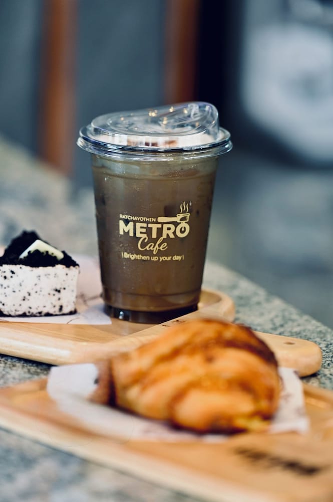 Metro Hotel Phahonyothin 35 27/50