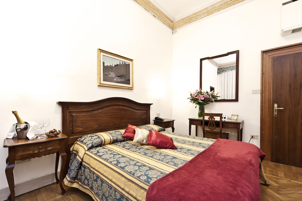 Hotel Alla Fava 8/62