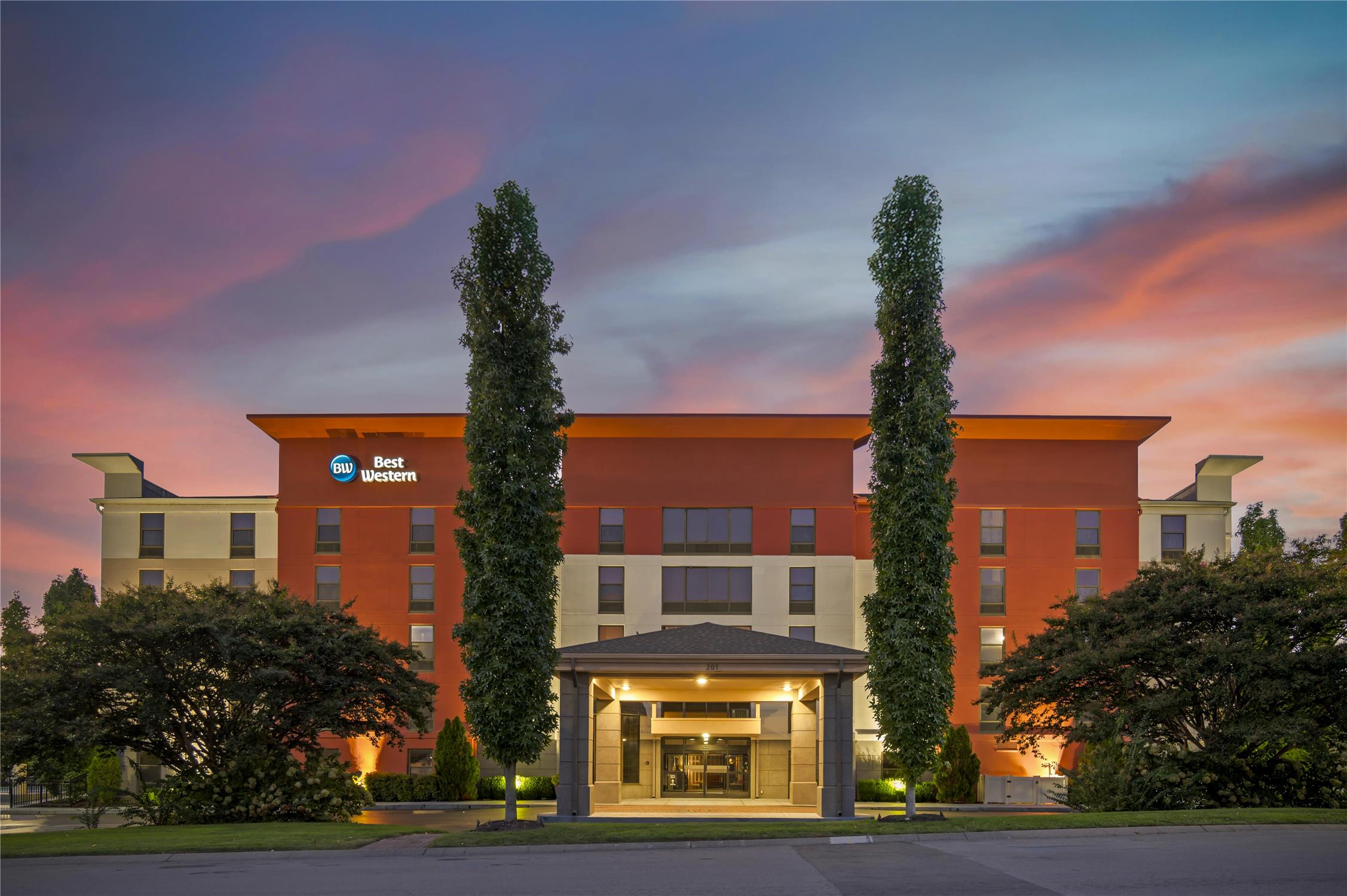 Best Western Suites Near Opryland 4/49