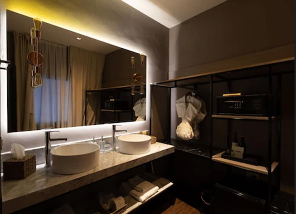 Azur Real Boutique Hotel 43/55