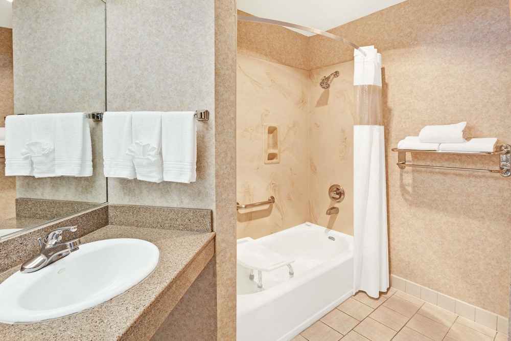 Hotel Aluxor SFO 16/46