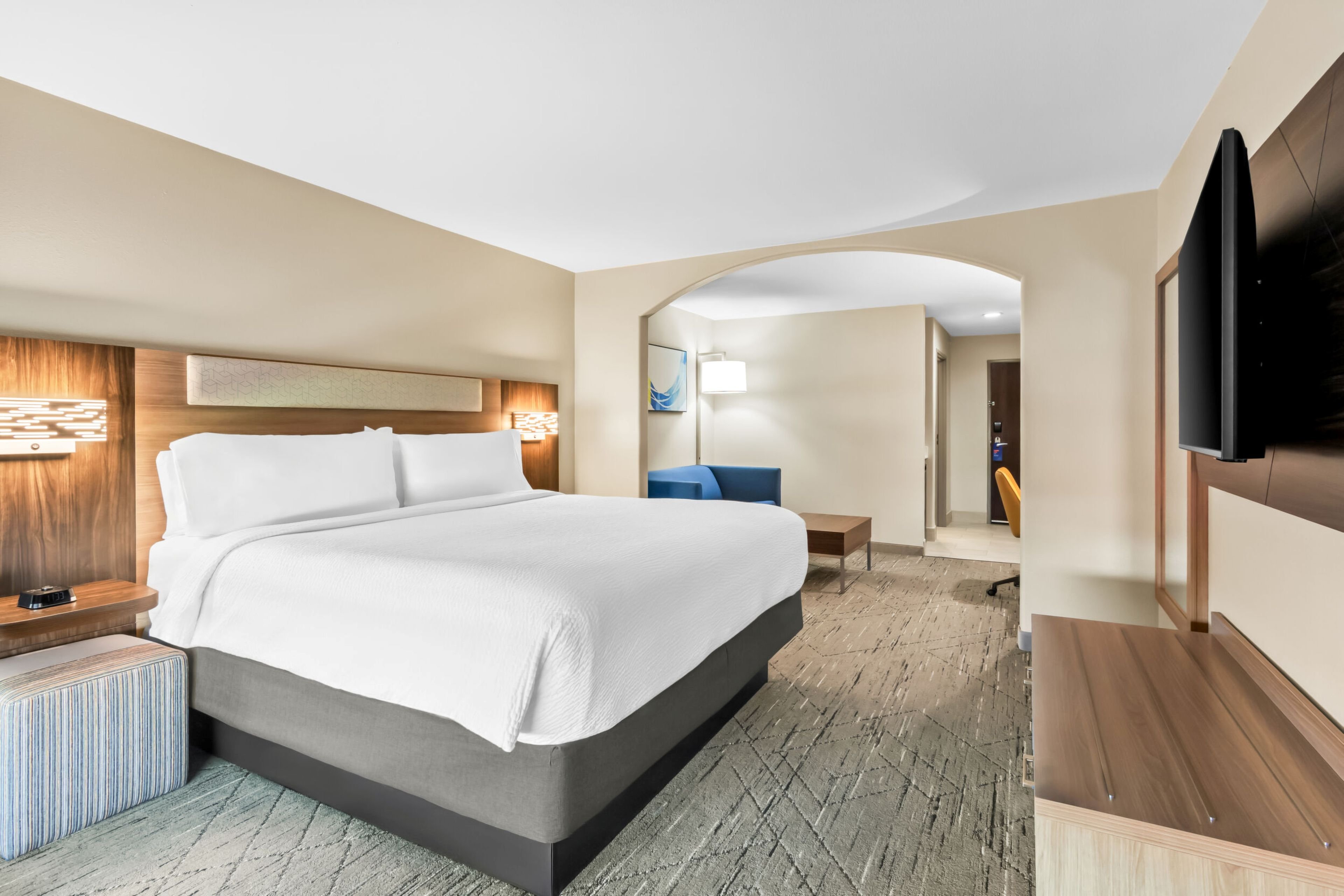 جناح بسرير كينج، Holiday Inn Express Hotel And Suites Pauls Valley 2/2