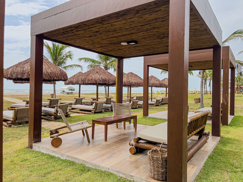 Aruana Eco Praia Hotel 66/67