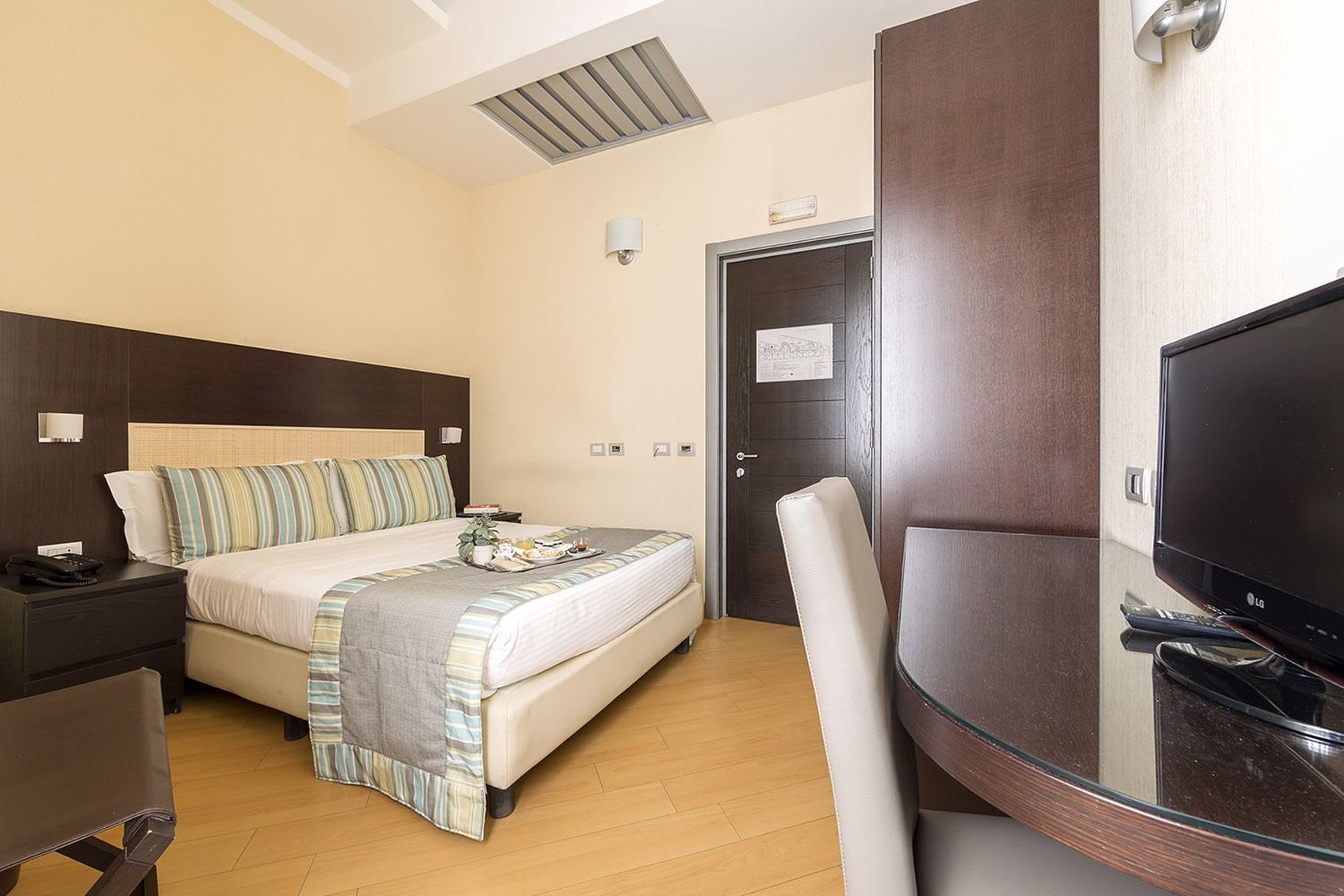 Hotel Naples 17/71