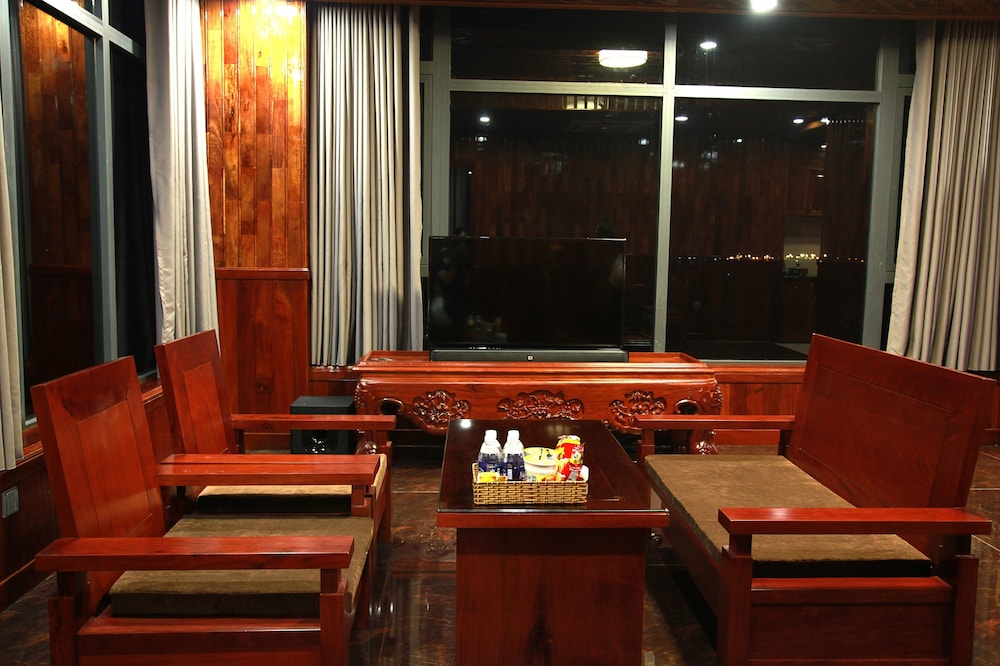 Ocean Star Hotel Danang Bay 68/85