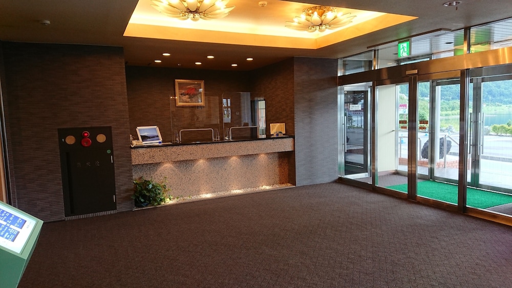 Hotel New Century 6/38