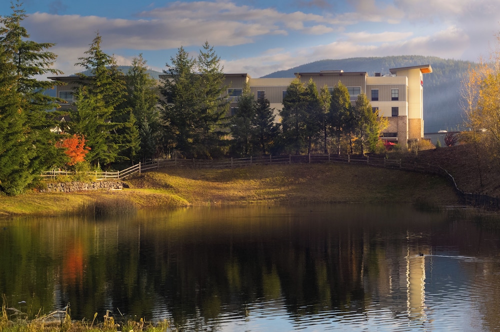 Snoqualmie Inn by Hotel America 47/52