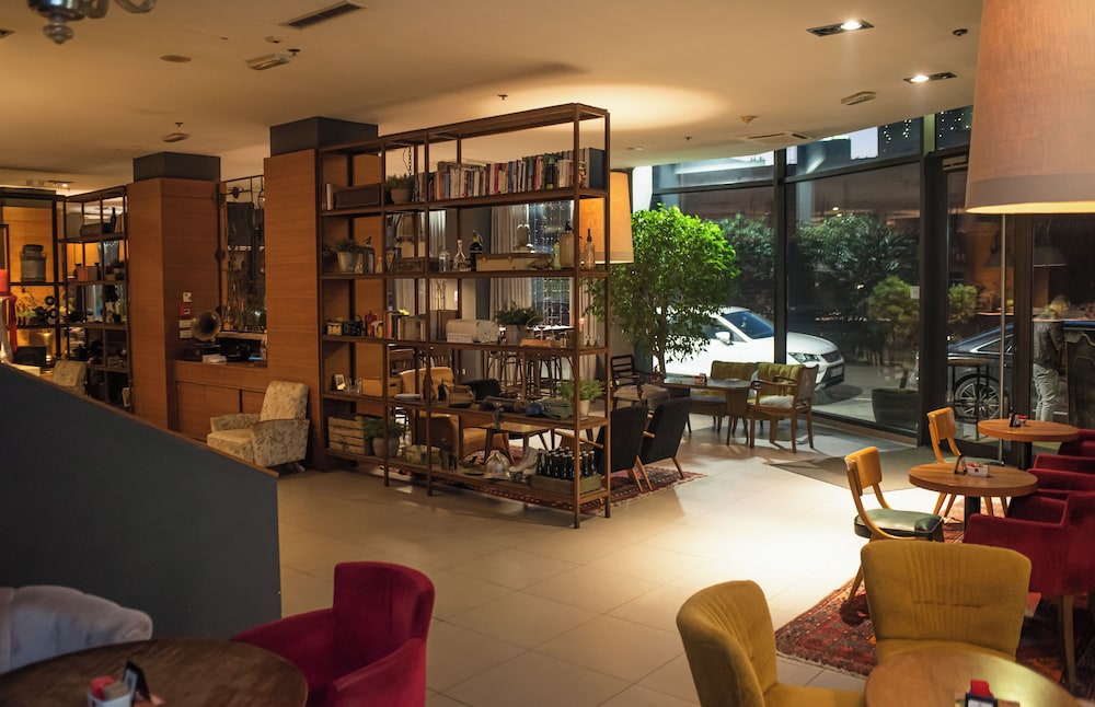 Slisko Hotel 45/66