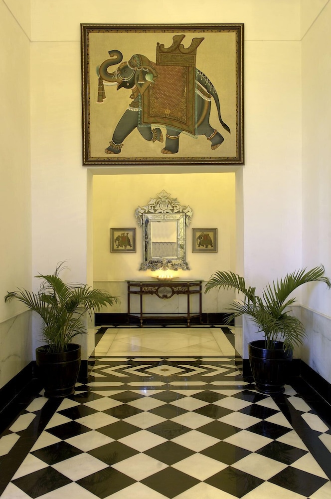 Lalit Laxmi Vilas Palace 9/50