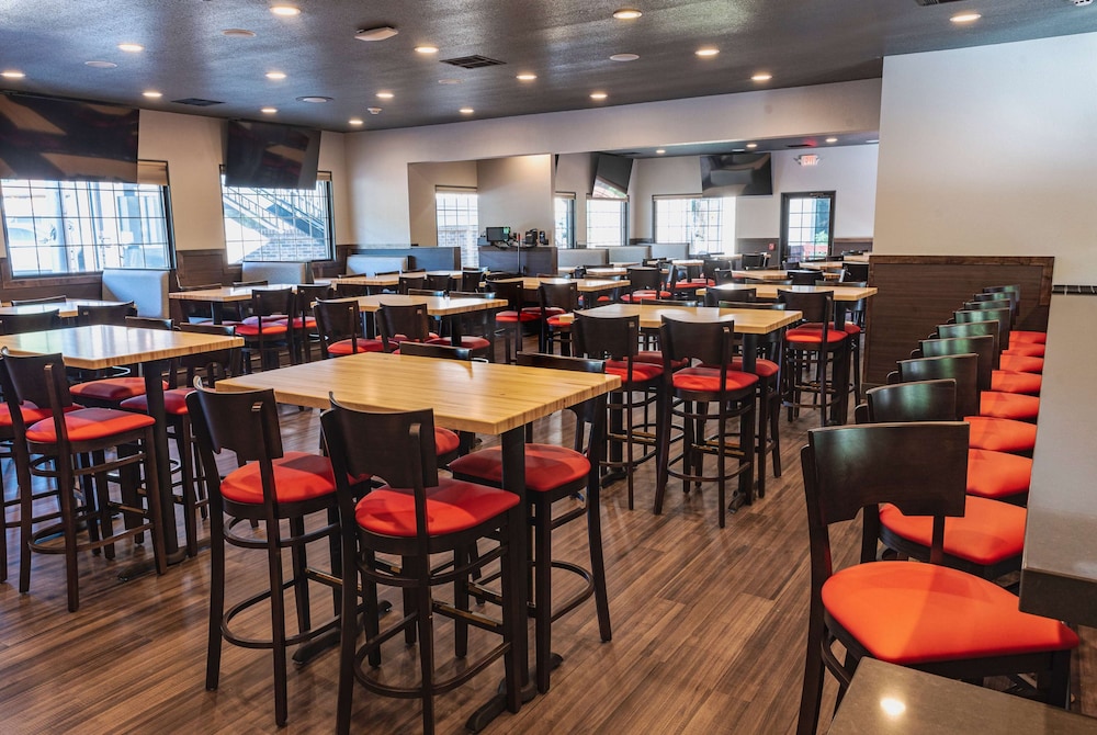 restaurant cafeteria