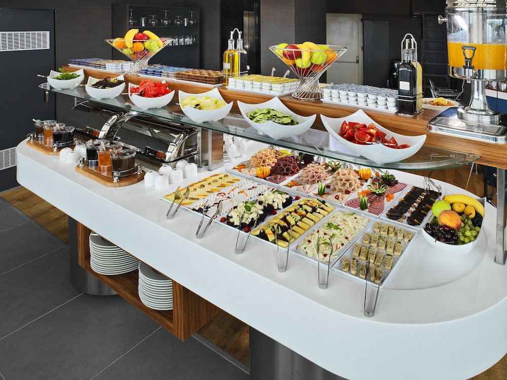 MISA HOTEL 48/59
