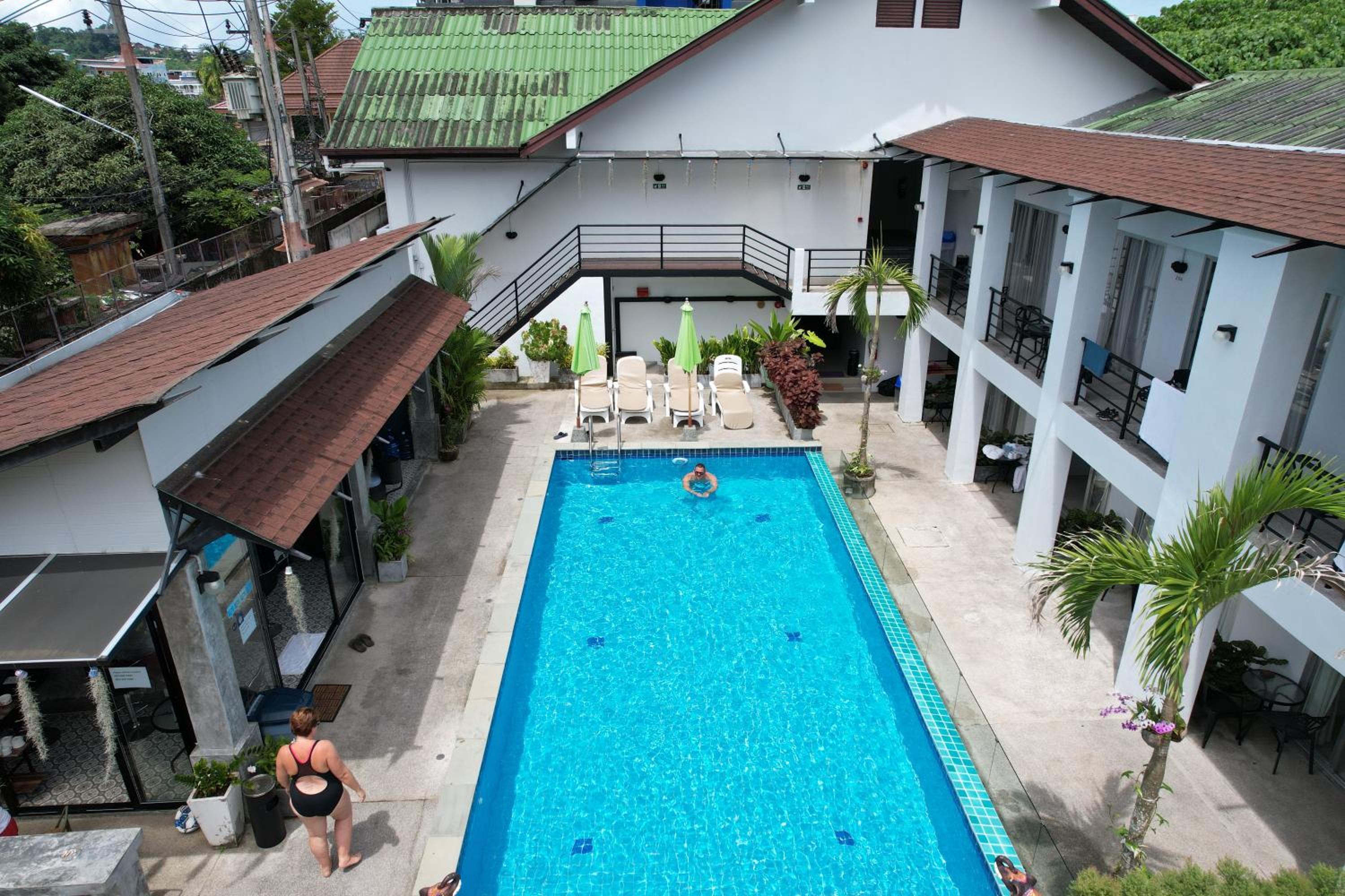 Zen Rooms Nanai Phuket 75/79