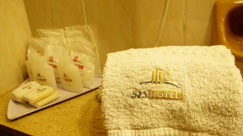 Sheltown Hotel photo2