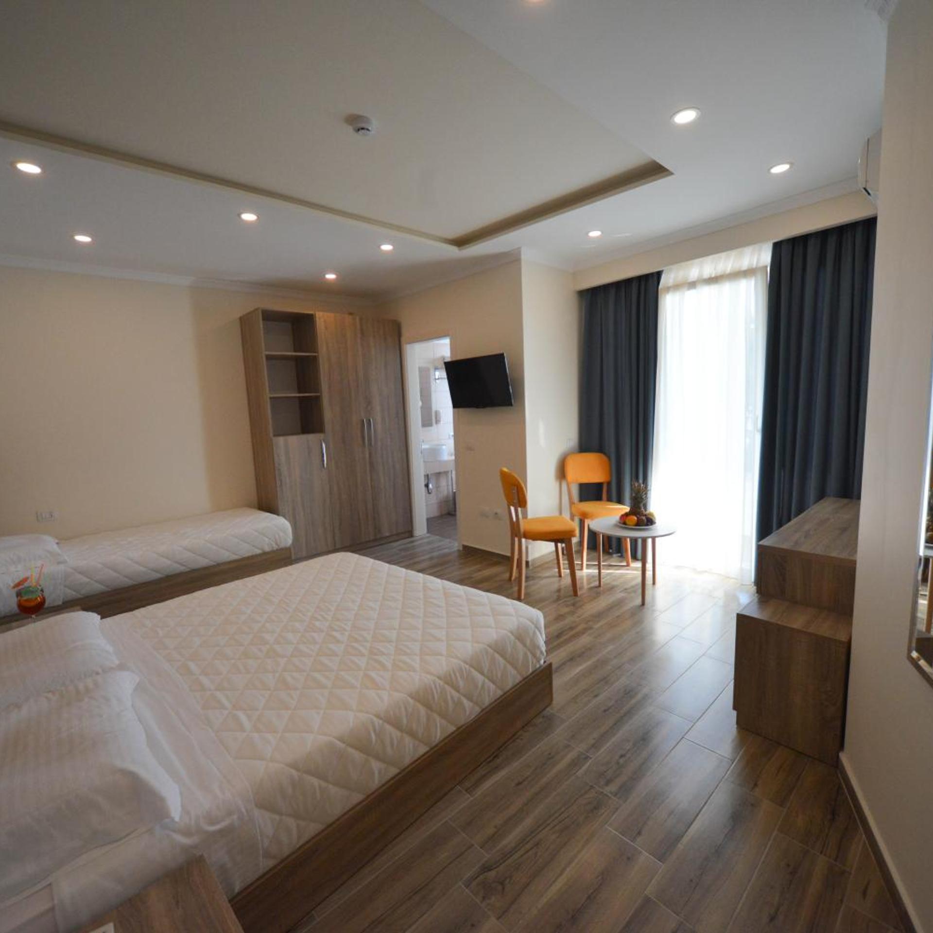 Hotel Elesio 11/50