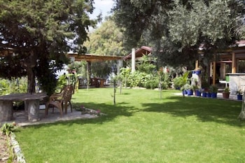 Sahin Motel & Restaurant 6/25