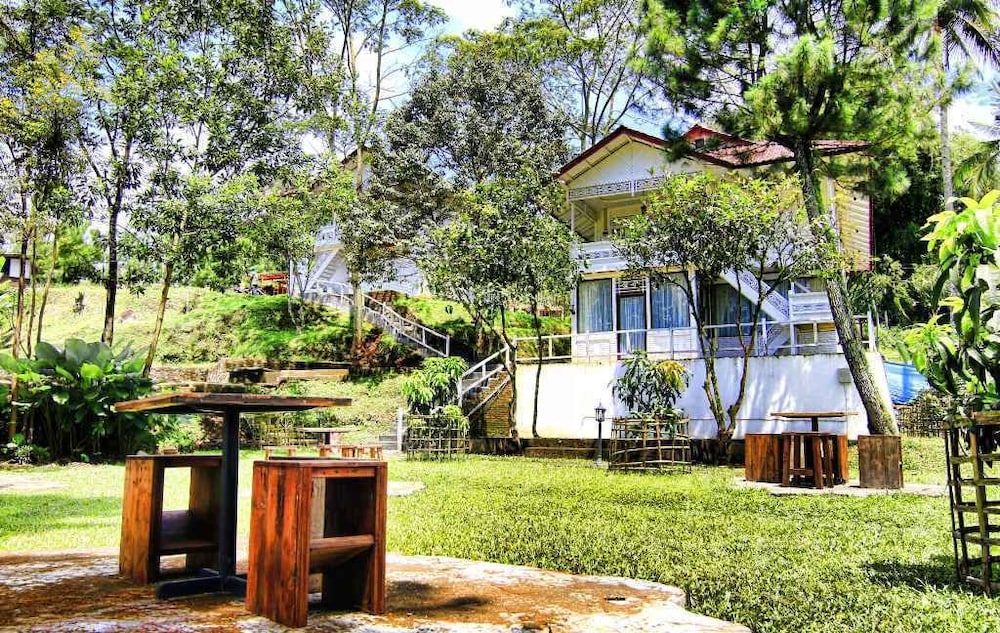 Marbella Twin Waterfall Resort 25/25