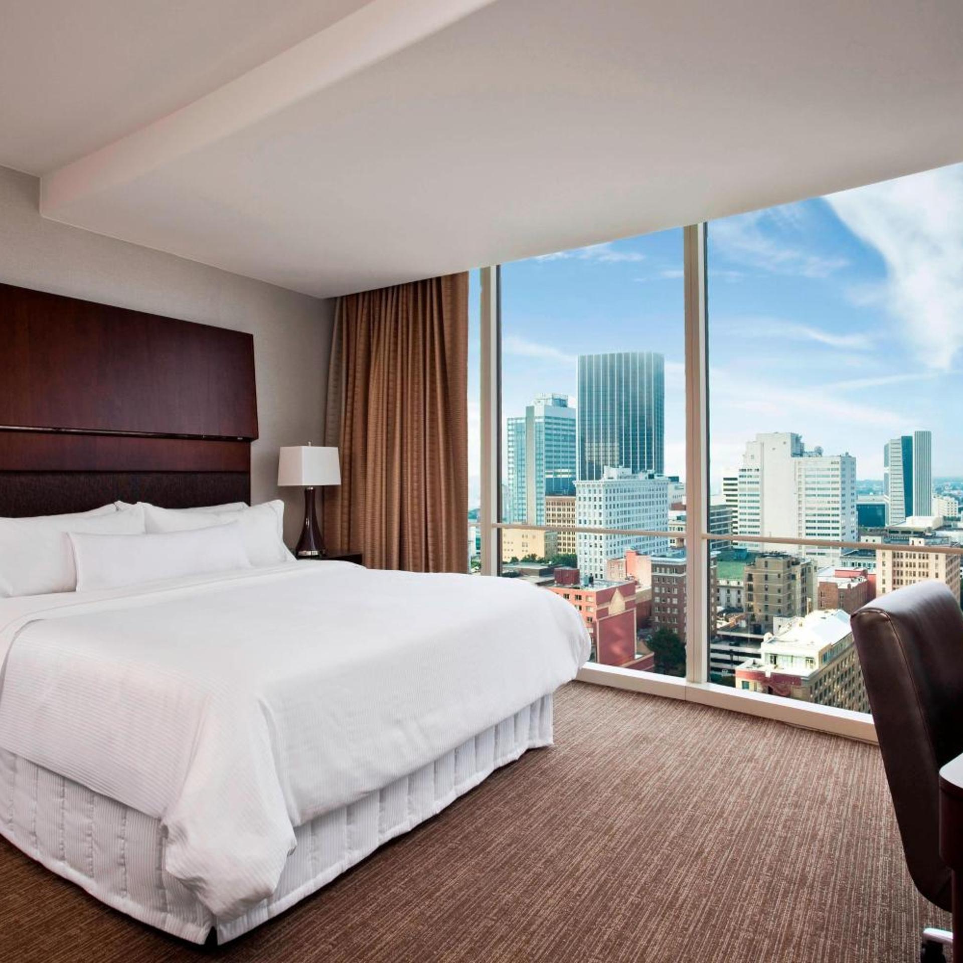 غرفة بسرير كينج لذوي الإعاقة، The Westin Peachtree Plaza Atlanta 5/14