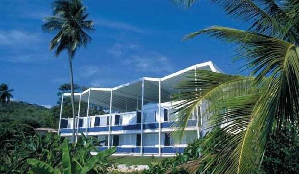 Blue Haven Hotel 5/58