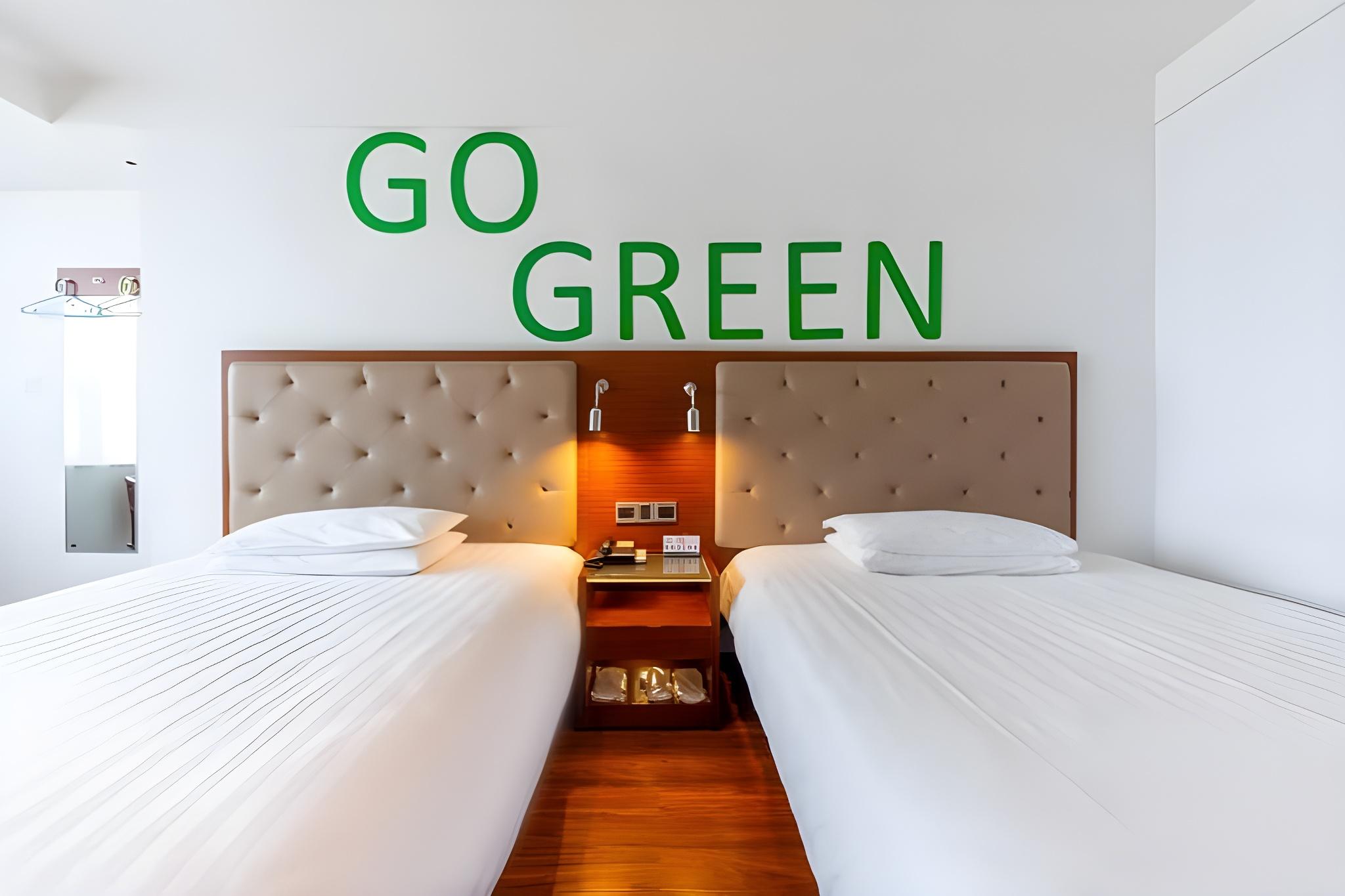 Yitel Hotel (Xining West Street Wangfujing) 25/59