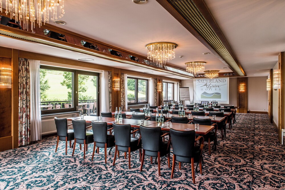 MARITIM HOTEL GRAFSCHAFT 27/35