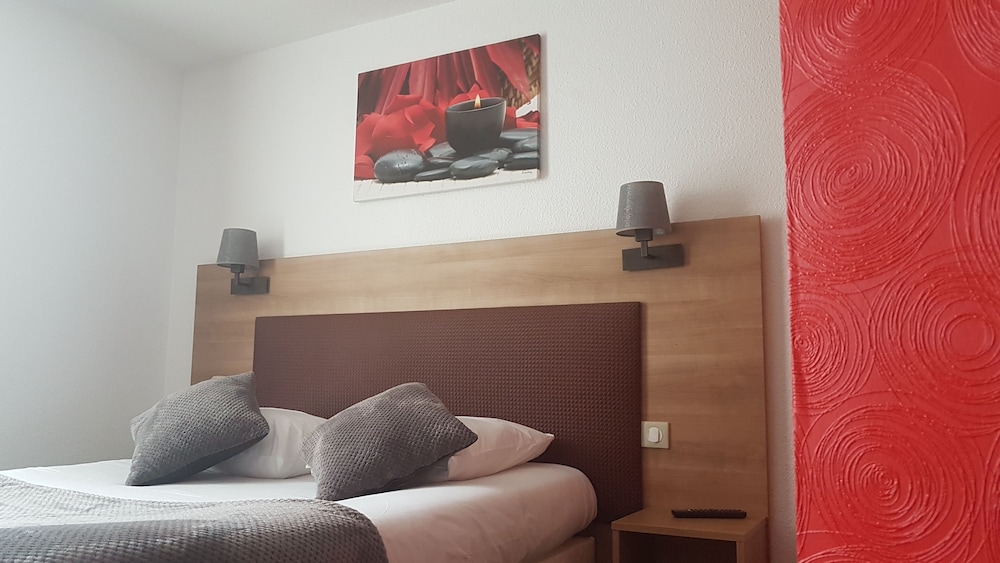 HOTEL ATOLL 38/64
