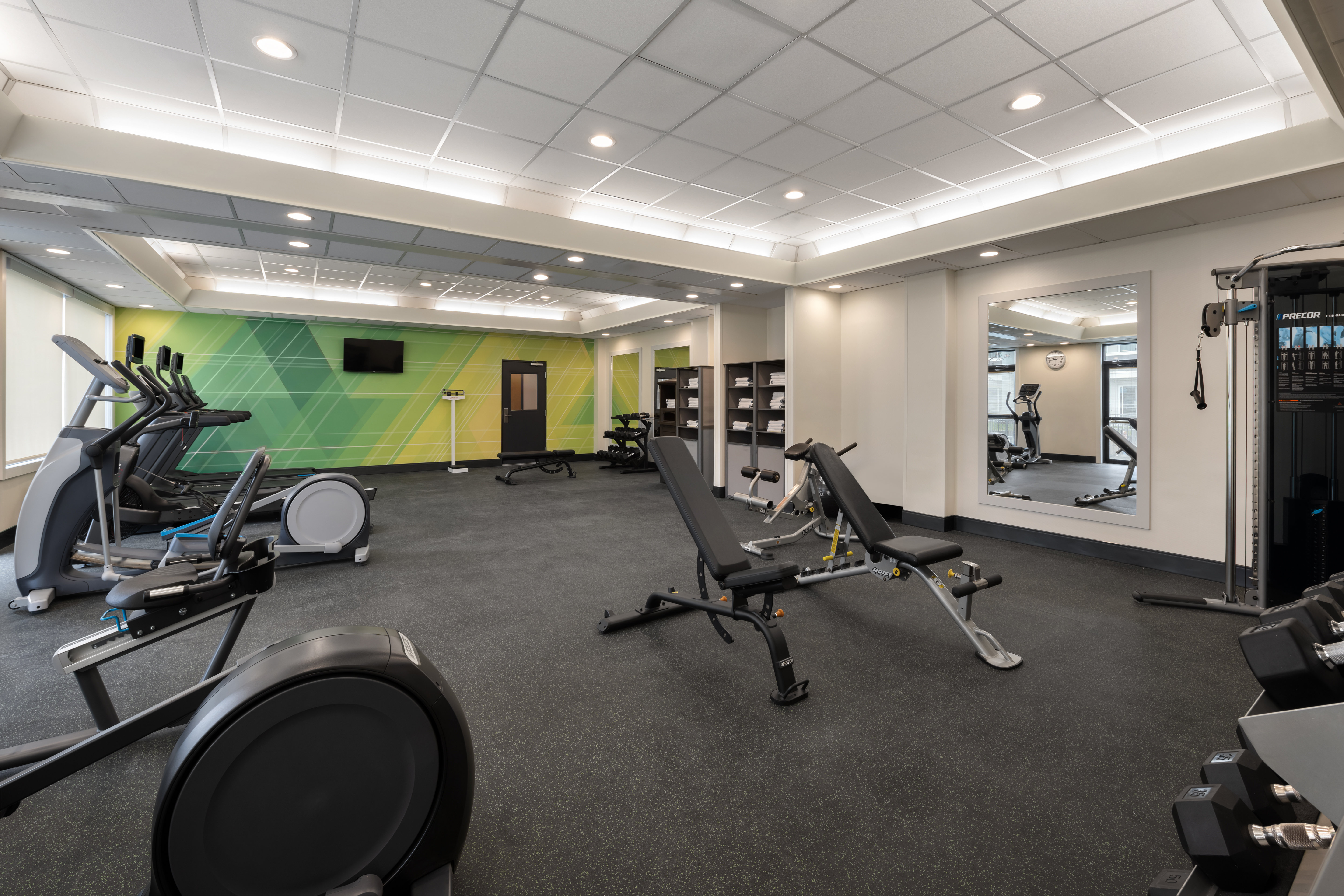 Holiday Inn Ontario 30/61