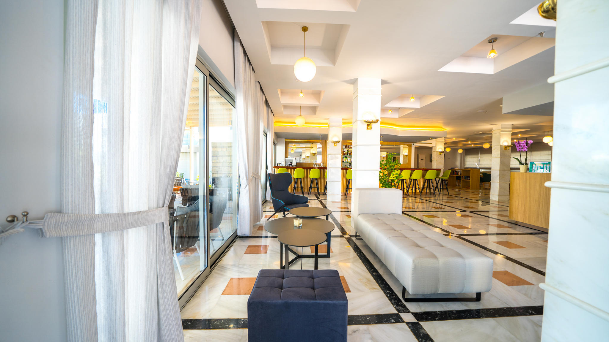 Adele Beach Hotel 47/71