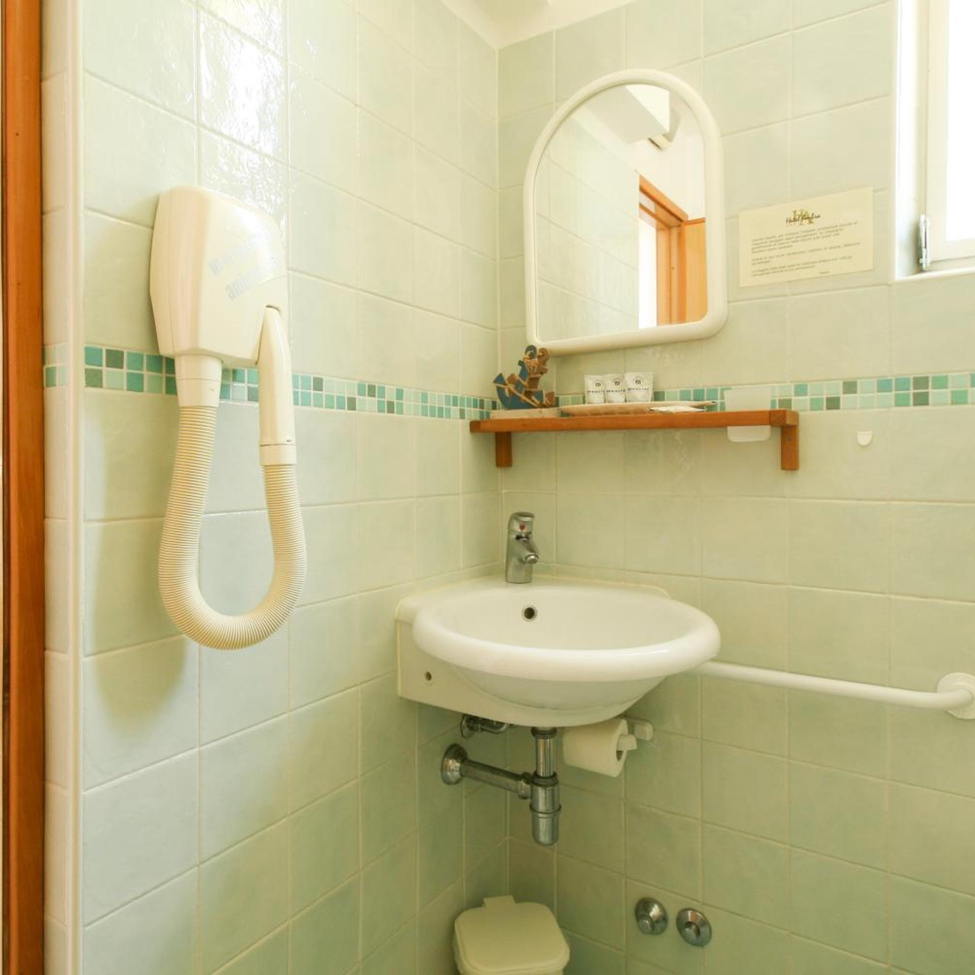 Ambra Hotel Cattolica 50/50