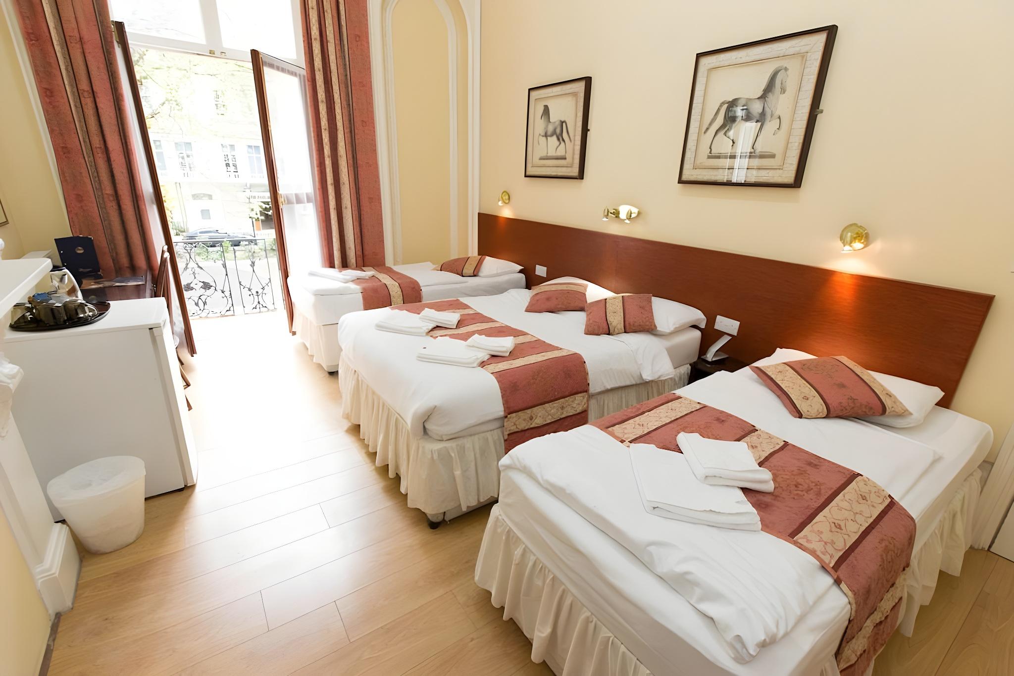 Family, 3 Beds