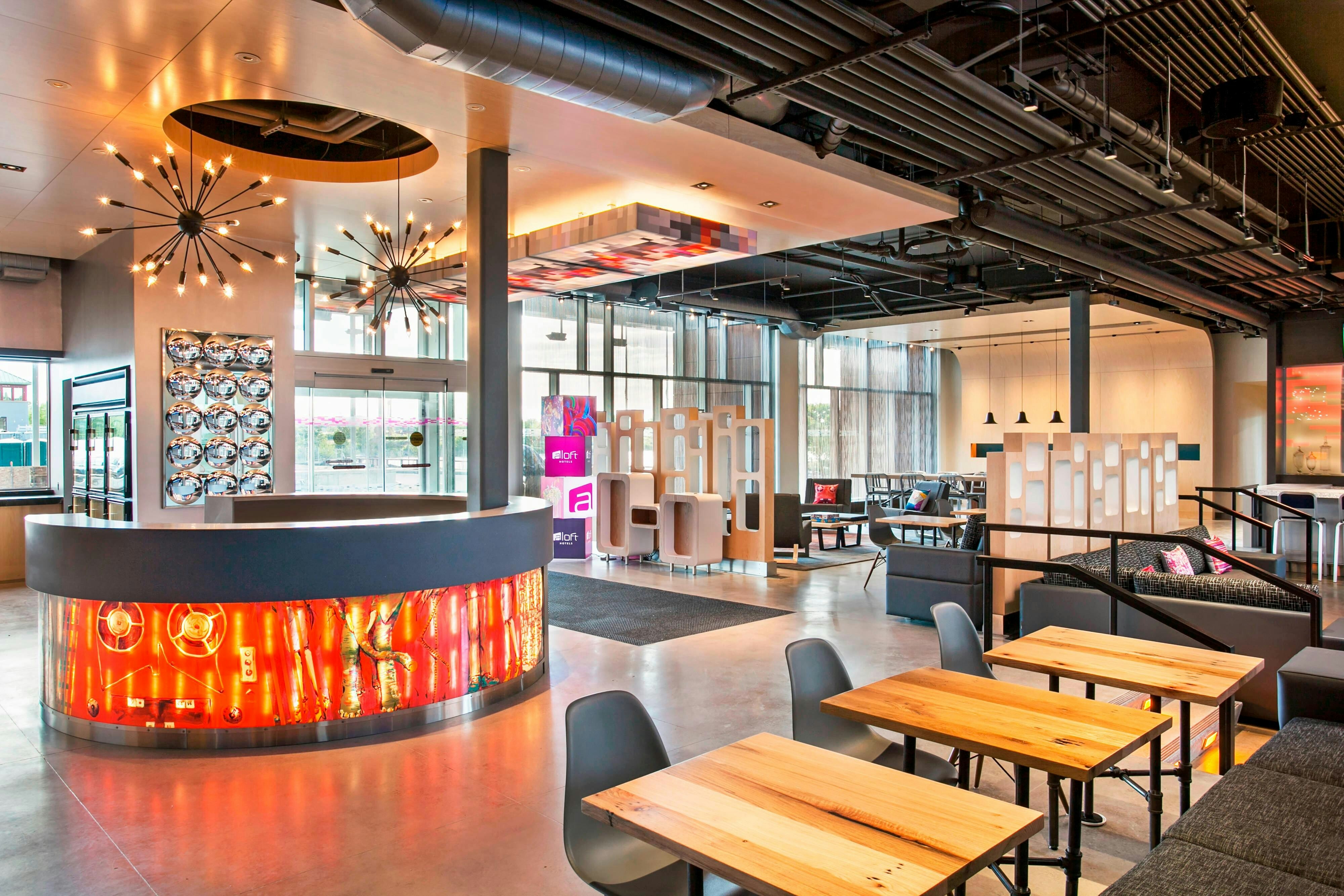 Aloft Syracuse Inner Harbor 21/29
