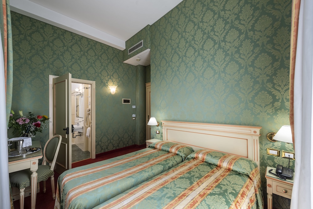 Hotel Villa Delle Palme 19/79