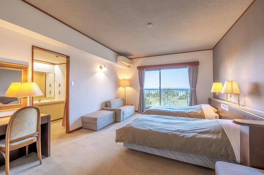 EXECUTIVE, TWIN BEDS