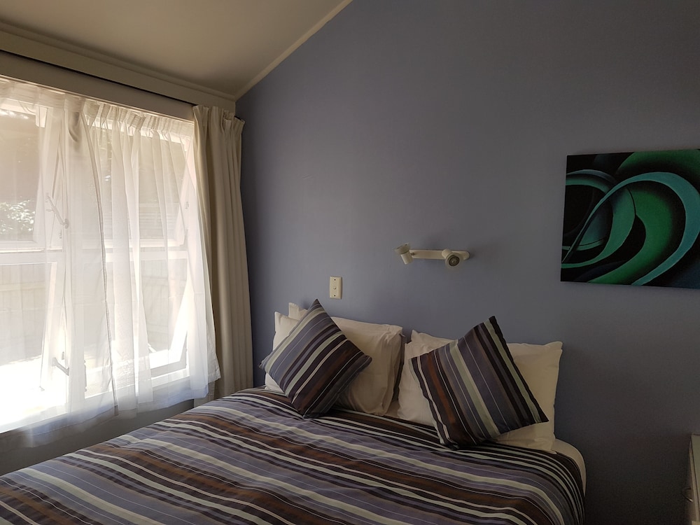 Aarangi Motel 33/55