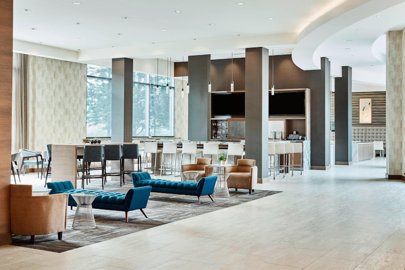 AC HOTEL CINCINNATI AT THE BANKS 24/55