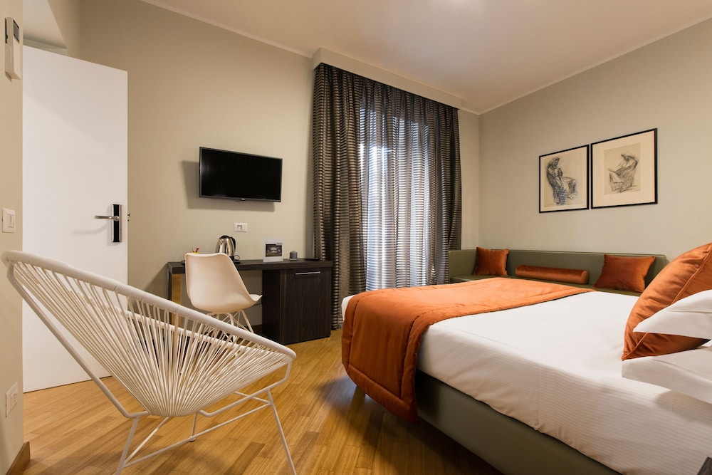 Vittoriano Suite 4/59