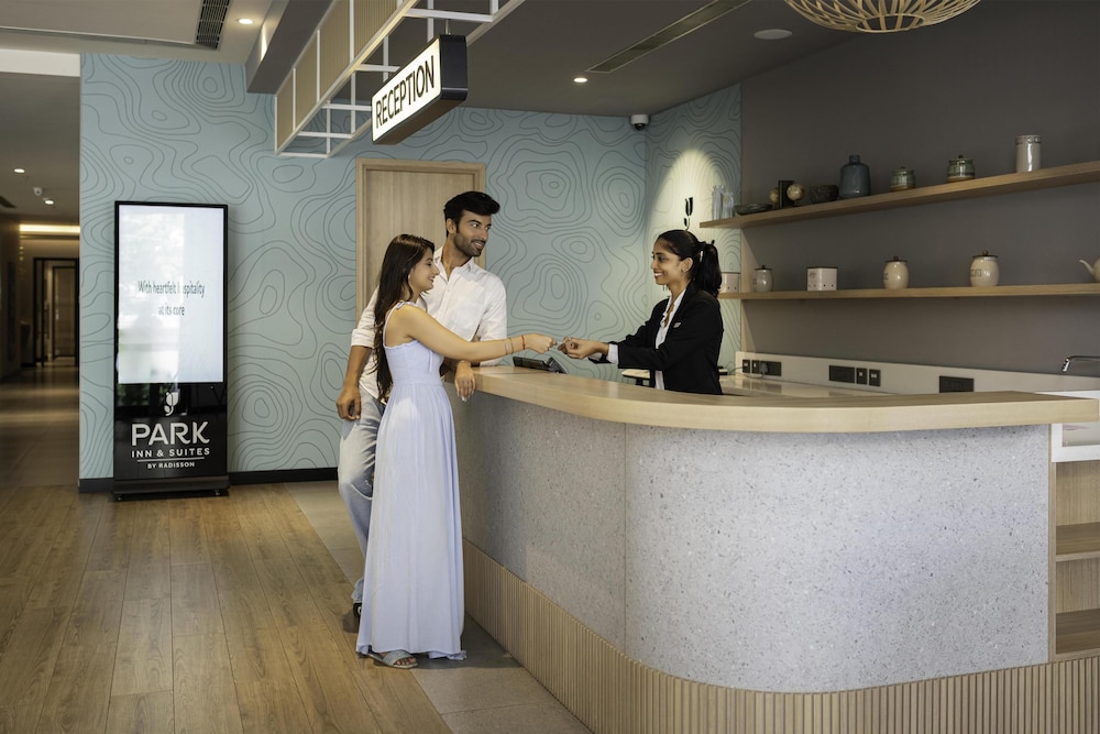 Park Inn & Suites by Radisson Thrissur East Fort 4/47