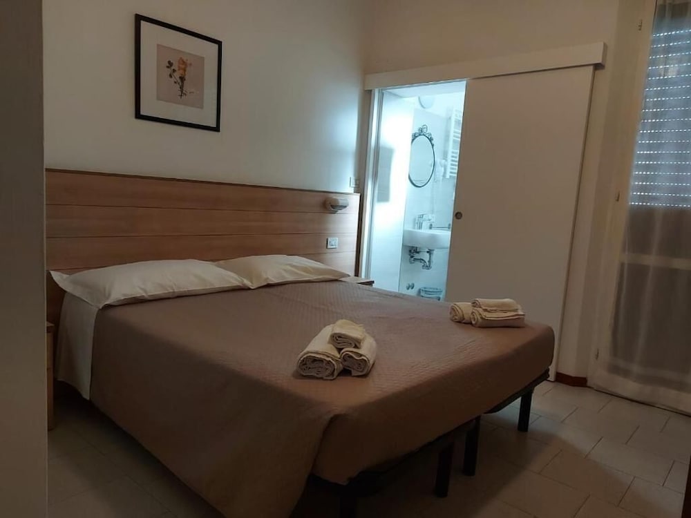 Hotel Brezza 11/50